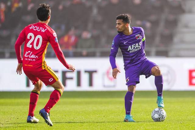 班凯罗32+9+7魔术力克活塞止5连败 黄蜂胜鹈鹕